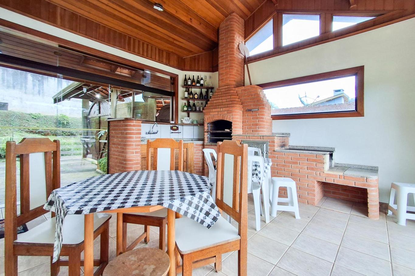 Casa Aconchegante C Lareira, Churrasqueira E Wi-fi Casa de férias Campos do Jordão